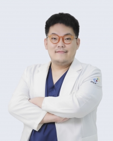 김홍원