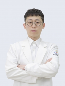 김홍원
